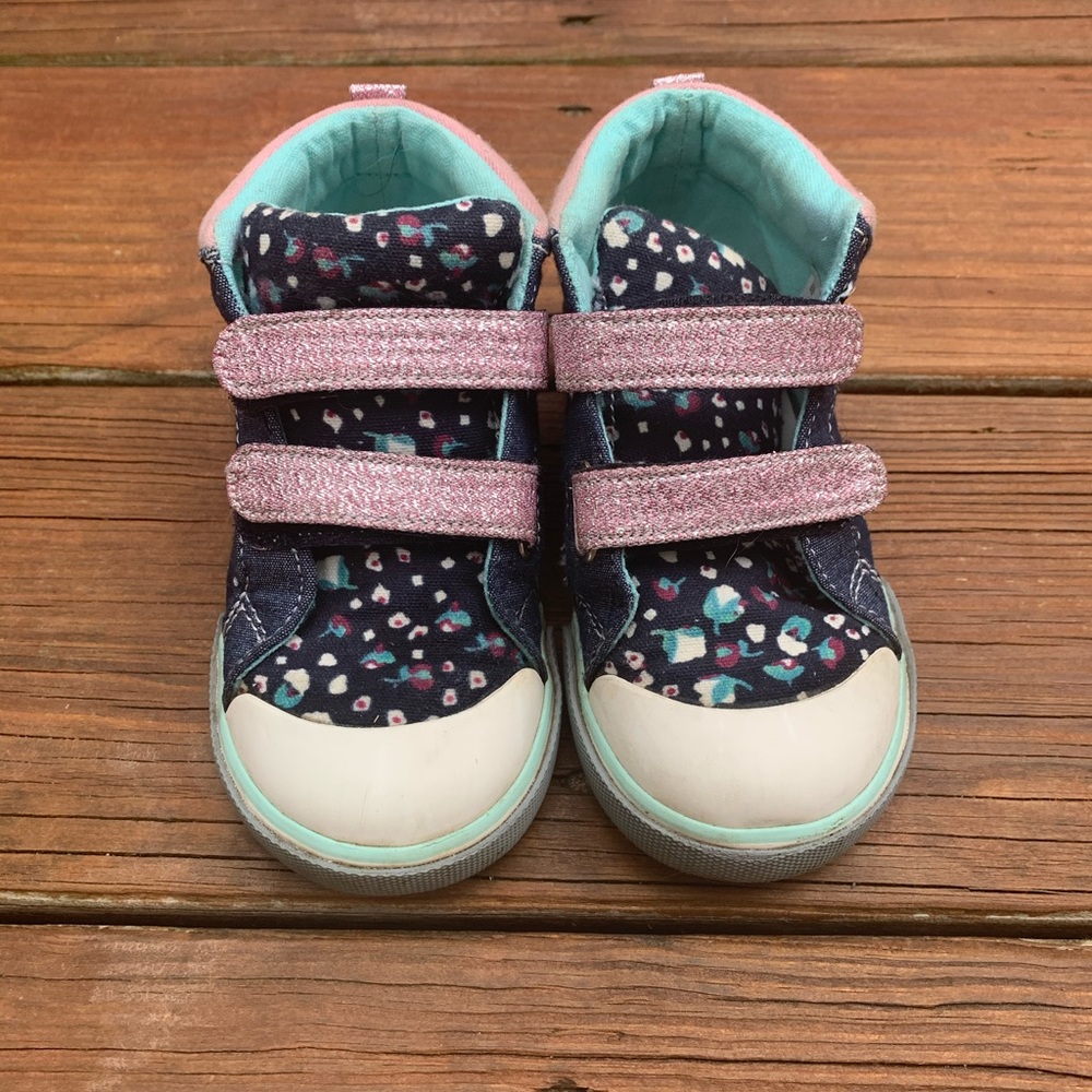 See Kai Run Kya Sneaker Navy Dot Mix